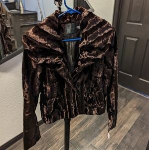 🔹 Bern And Mort Faux Fur Jacket